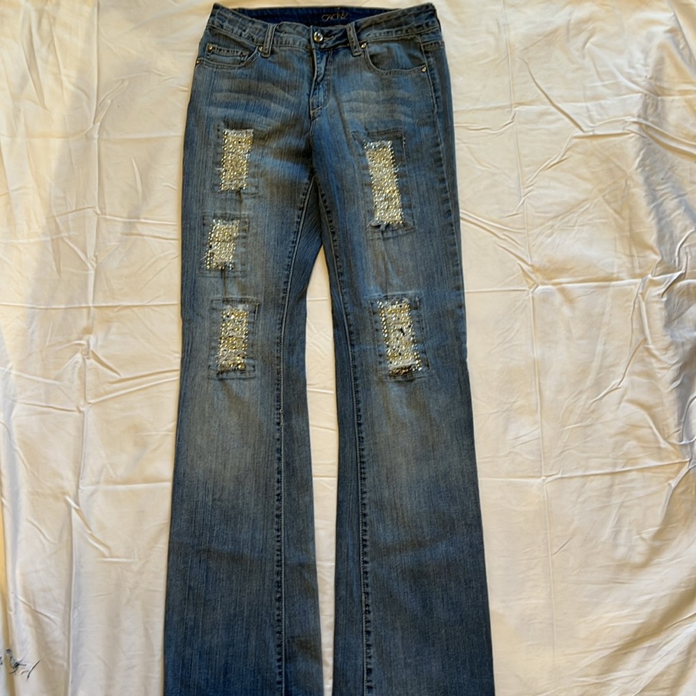 Cache Rhinestone Detail Jeans - Picture 2 of 8